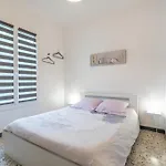 D'hotes Au Bougainvillier 3*