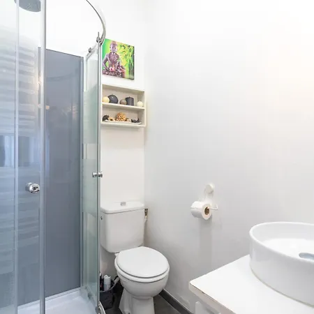 D'hotes Au Bougainvillier 住宿加早餐酒店 3*